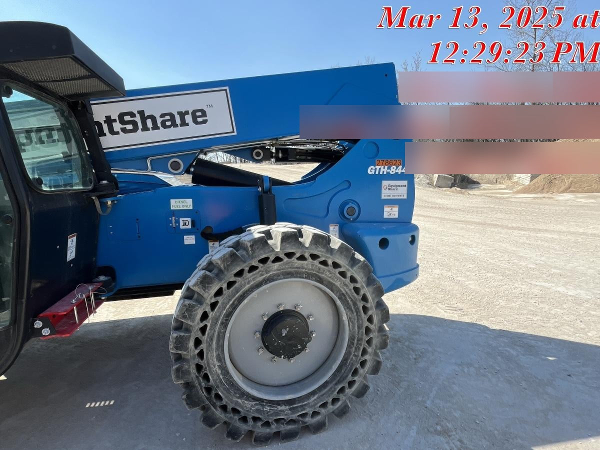 2022 GENIE GTH-844