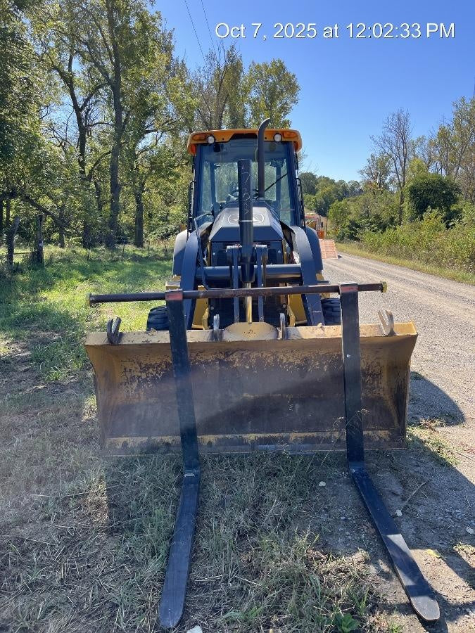 2023 ARROW MATERIAL HANDLING 60" Bucket Mounted Forks