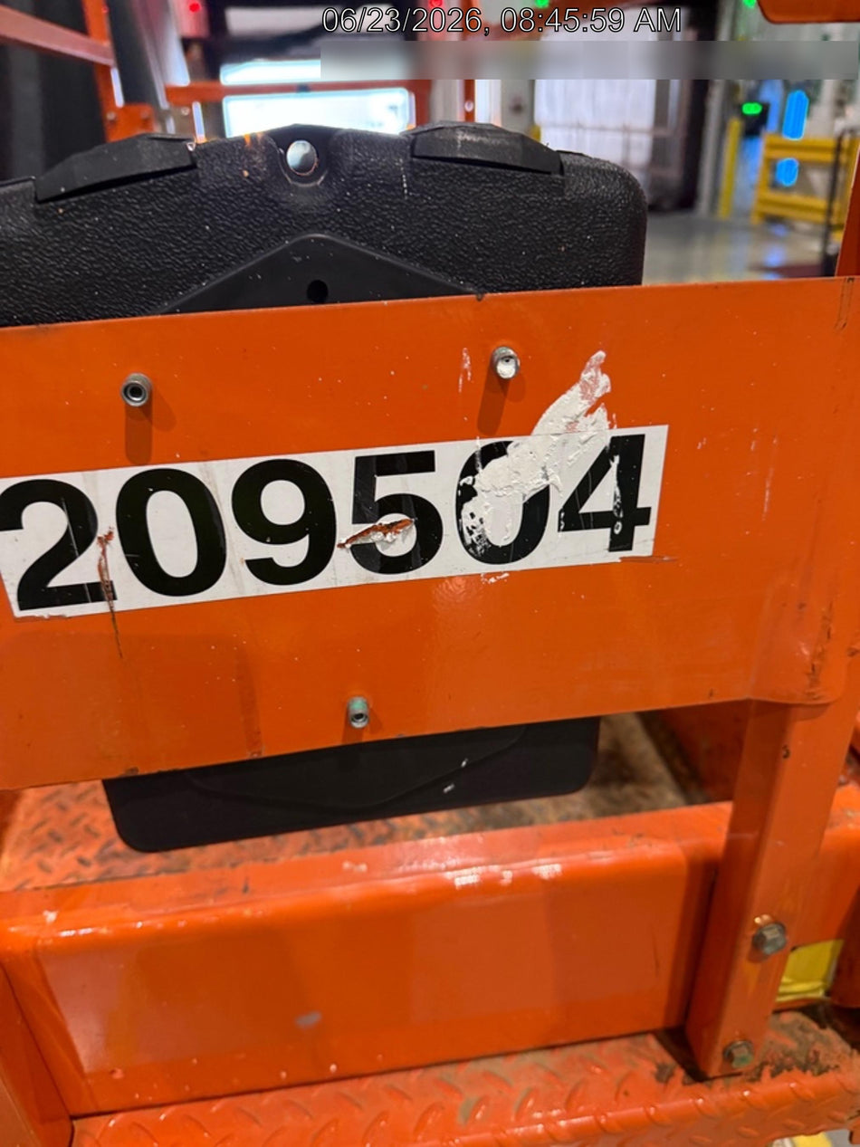 2022 JLG ES1932