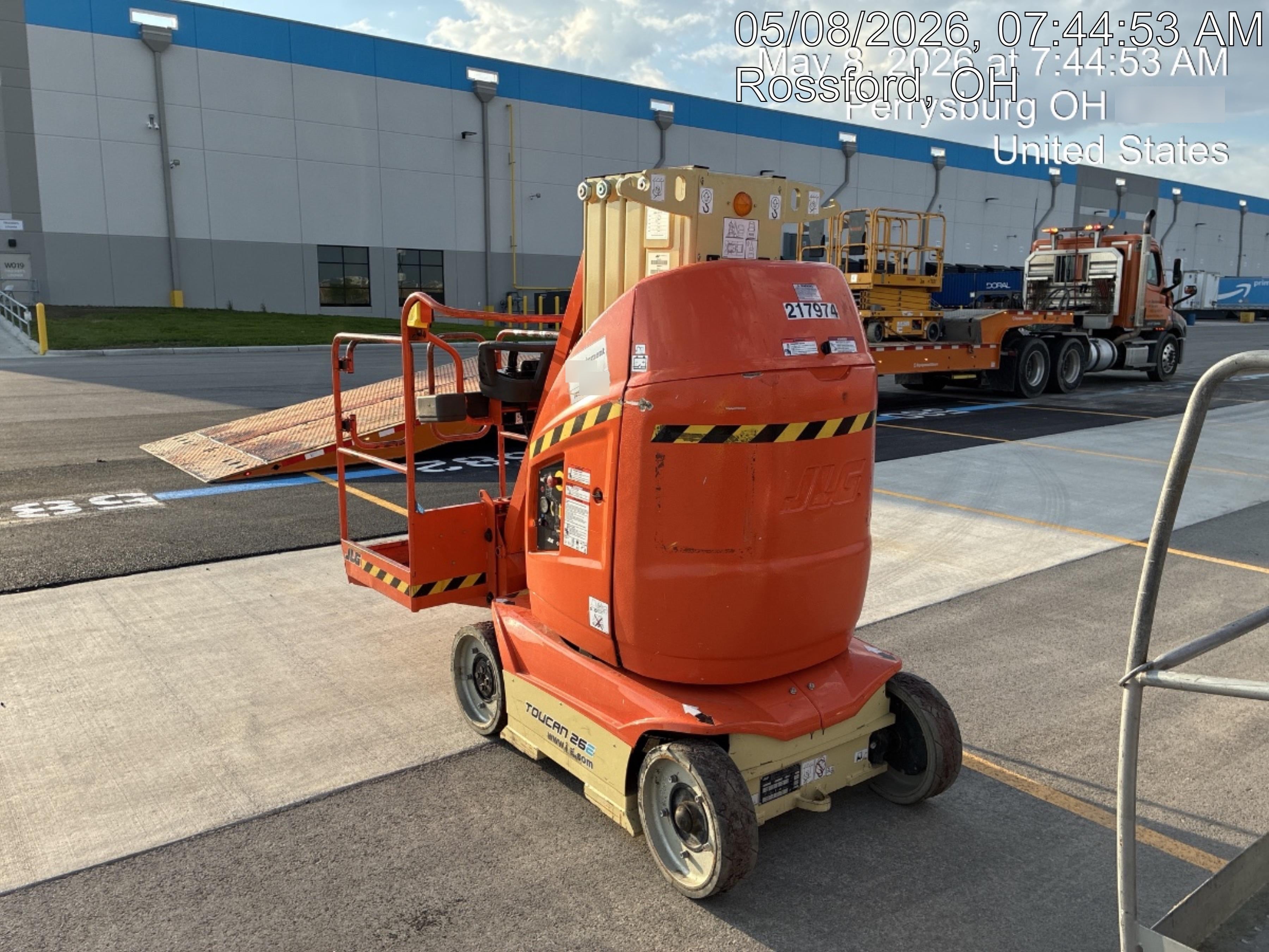 2022 JLG 26E