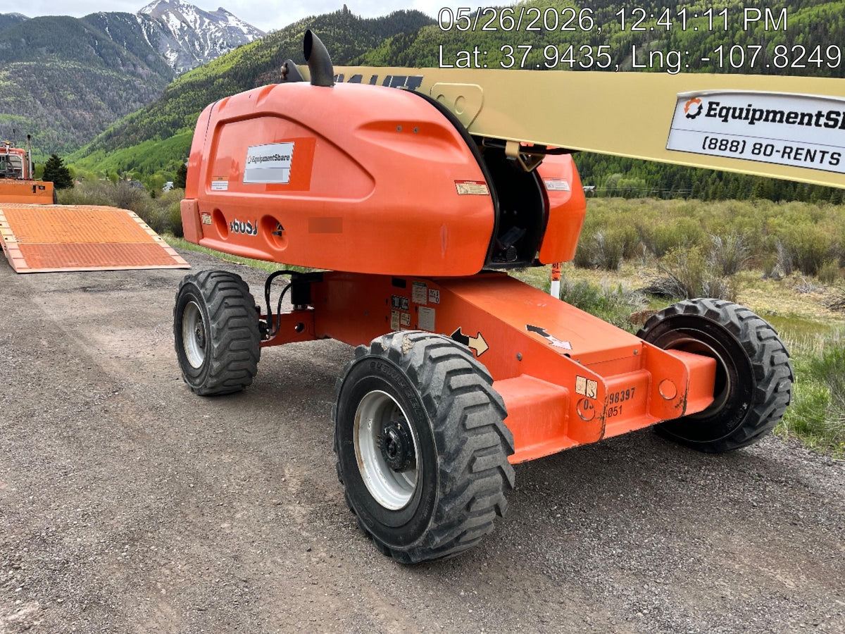 2019 JLG 460SJ Pneumatic Tires