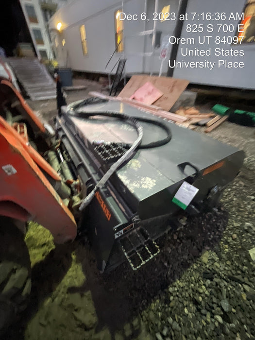 2021 PALADIN Sweepster SB72