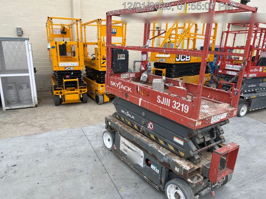 2018 SKYJACK SJIII-3219