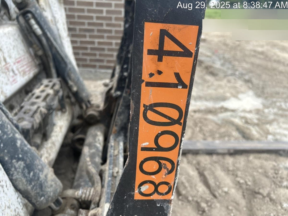 2024 ARROW MATERIAL HANDLING F5100CB