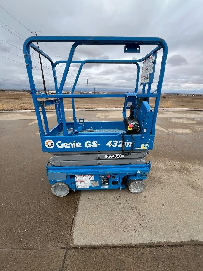 2022 GENIE GS-1432