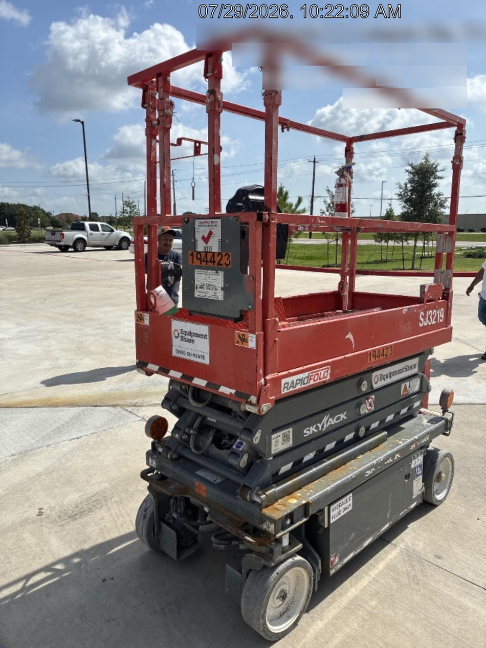 2021 SKYJACK SJ3219