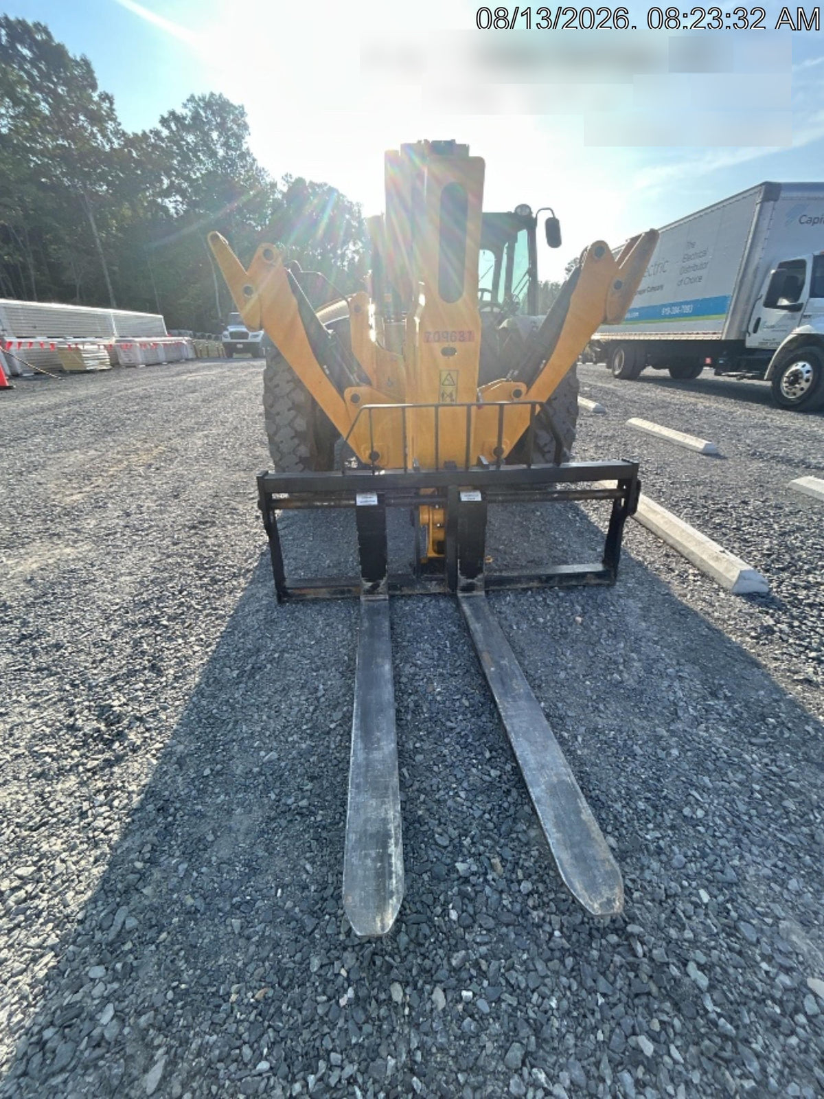 2026 JCB 510-56