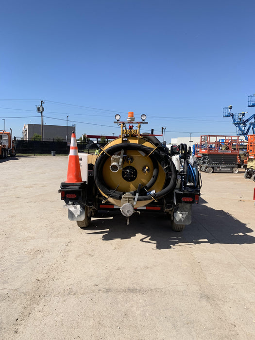 2021 VAC-TRON LP573XDT