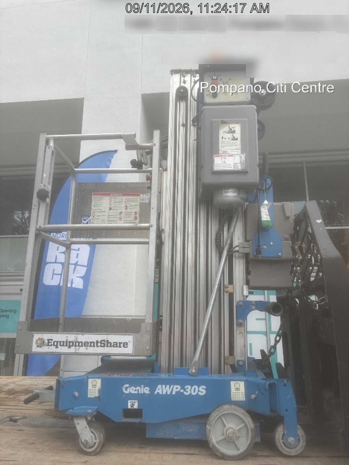 2022 GENIE AWP-30S DC
