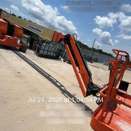 2020 JLG 860SJ Deutz Diesel Engine, FF Tires, Rotating Beacon, Panel Cradle Package