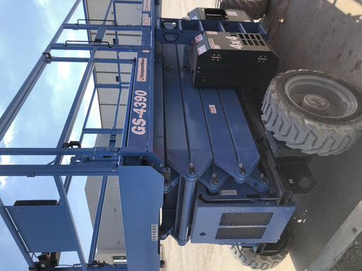 2020 GENIE GS-4390 RT