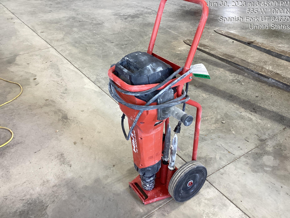 2023 HILTI TE 3000-AVR