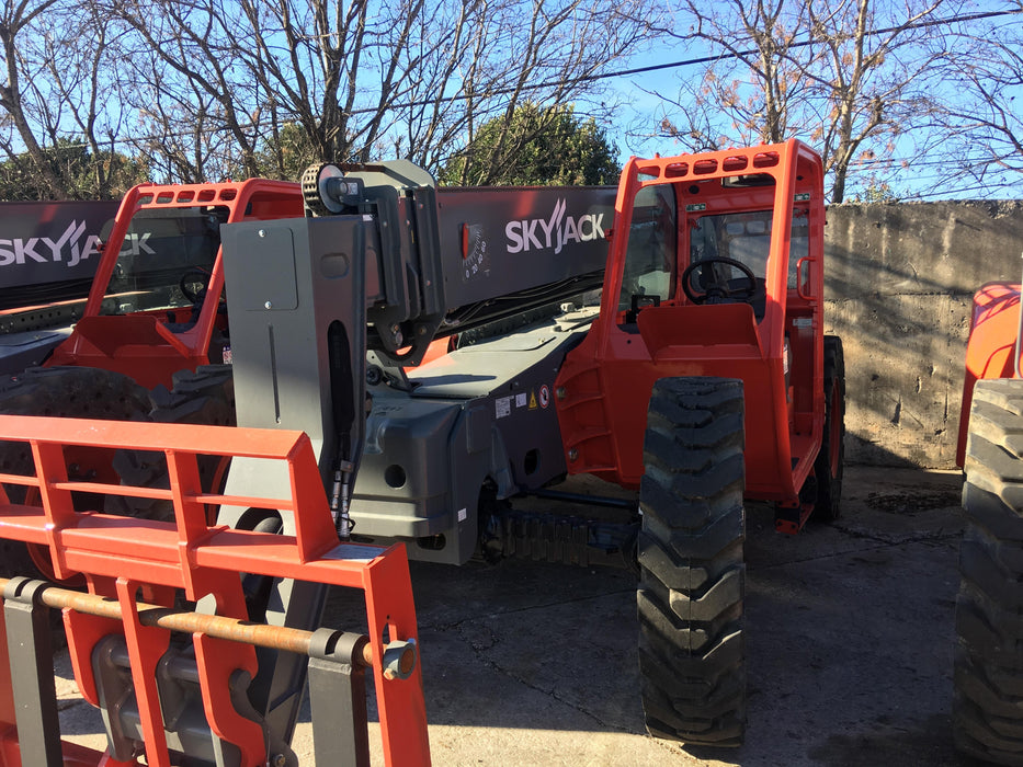 2016 Skyjack SJ843 TH 60" Carriage, Solid Tires