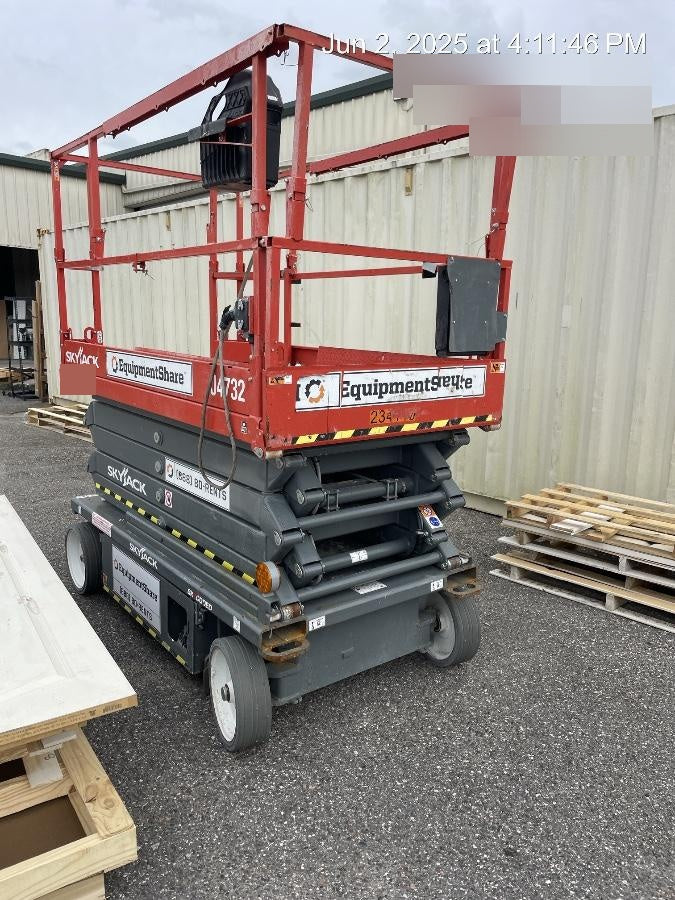 2022 SKYJACK SJ4732
