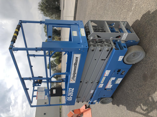 2020 Genie GS-2632 Solid NM Tires, Folding Rails with Half-Height Swing Gate, Beacon, 800W Invertor