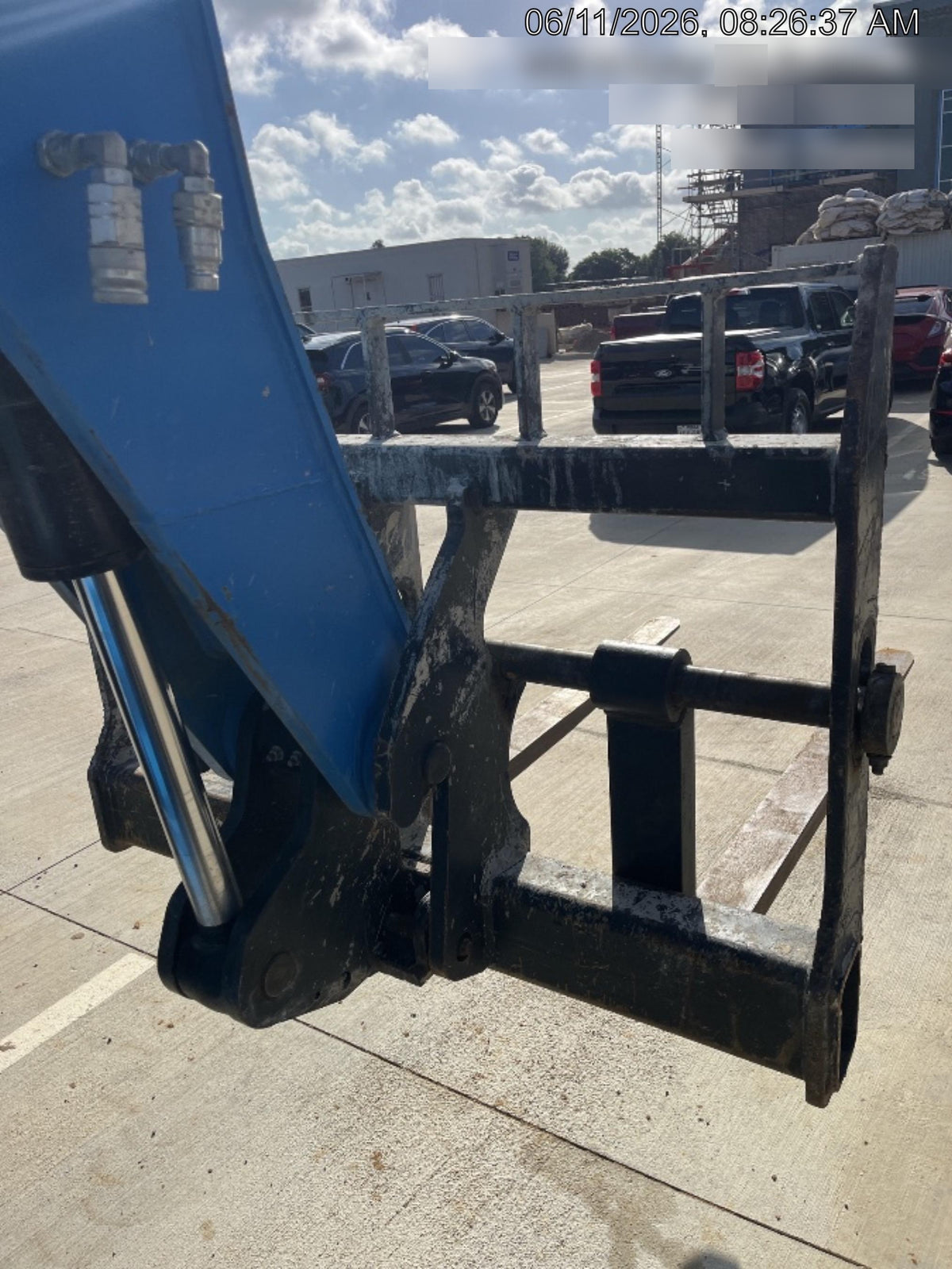 2018 Genie GTH-636 GTH-636 w/Open ROPS, Solid Tires, beacon/work lights, 48" carriage/forks