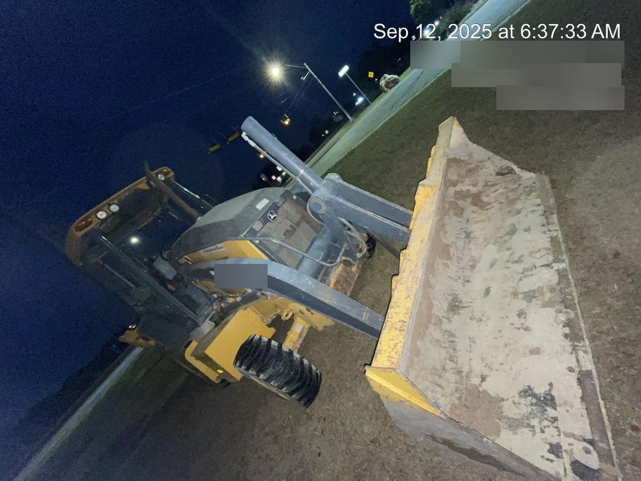 2019 JOHN DEERE 310LEP