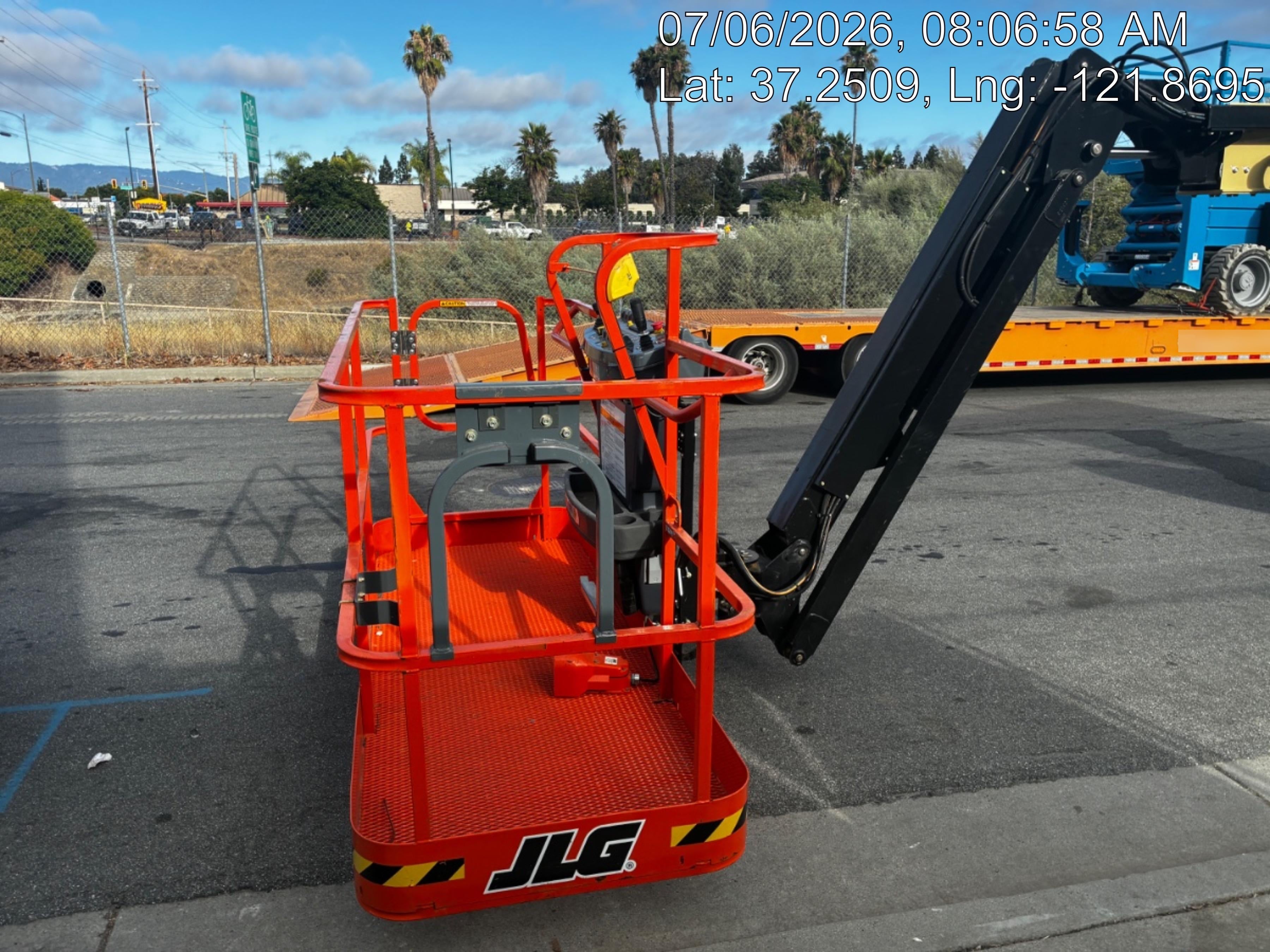2025 JLG 460SJ