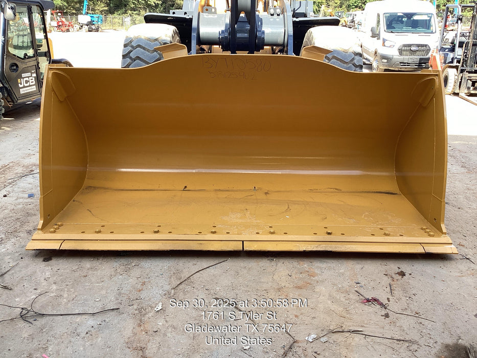 2025 JOHN DEERE 4 cu yd Wheel Loader Bucket - John Deere