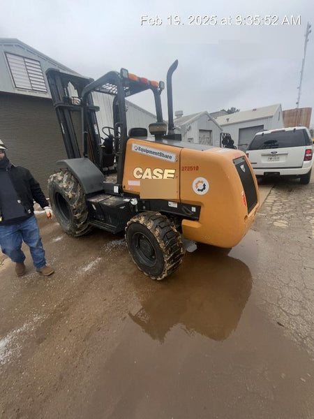 2023 CASE 588H