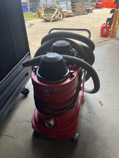 2023 EDCO VAC-200