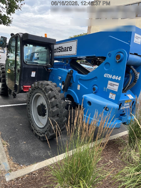 2022 GENIE GTH-844