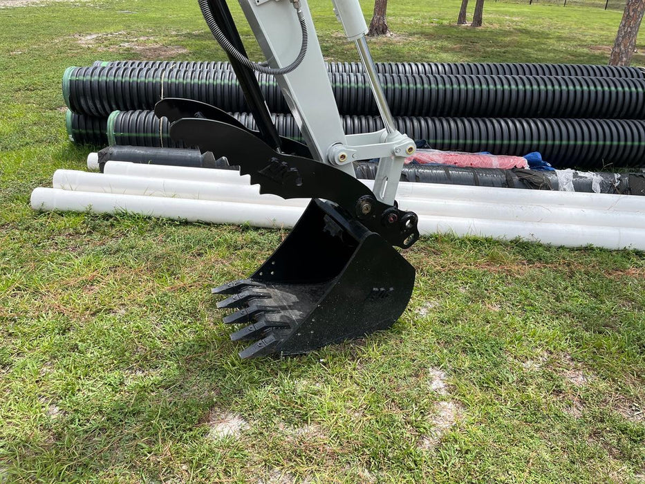 2025 TAKEUCHI 24" Bucket Takeuchi