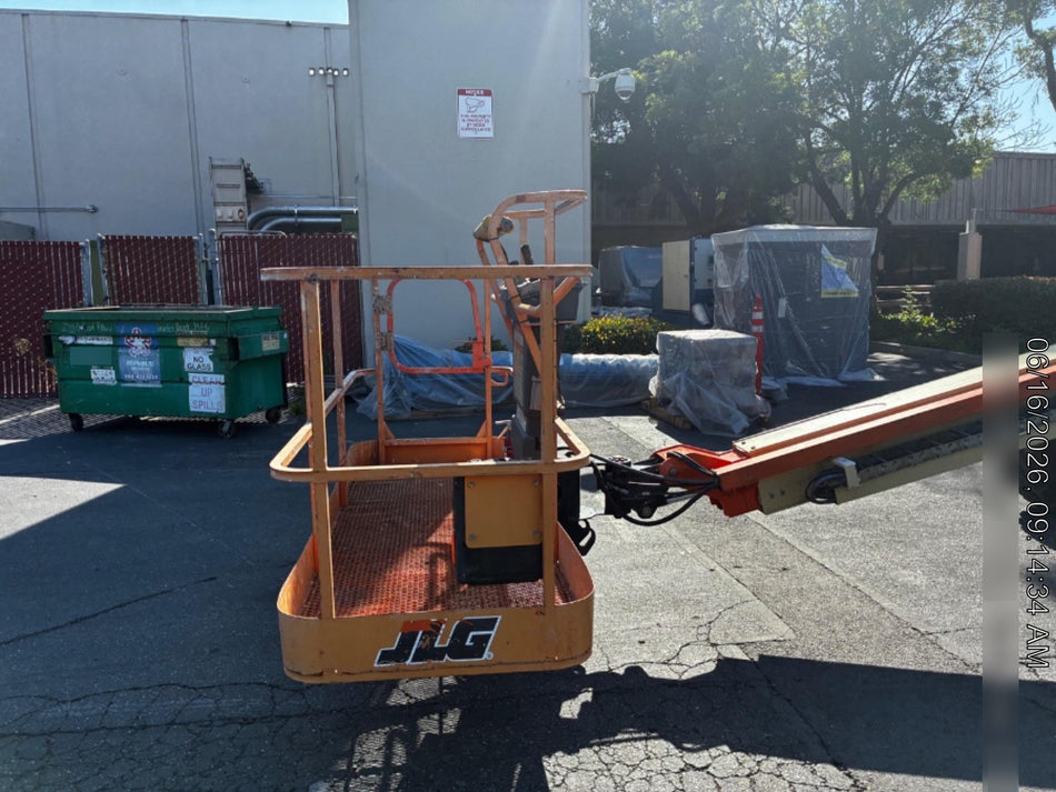 2019 JLG 400S