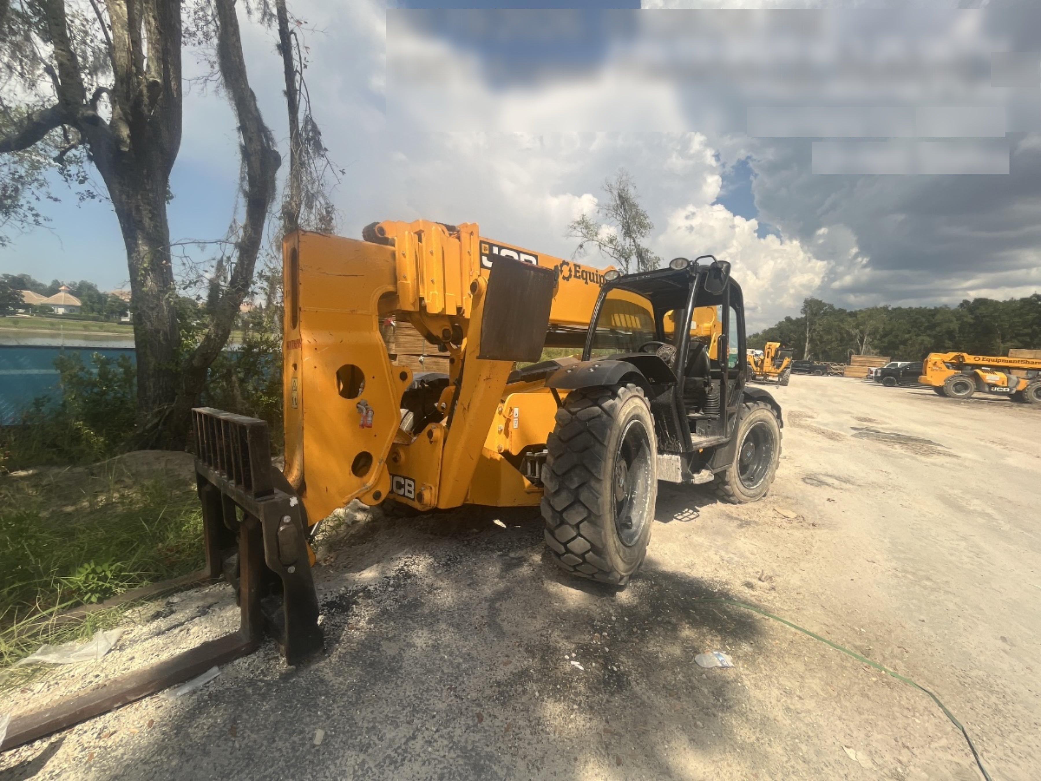 2024 JCB 510-56