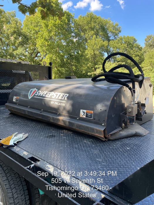 2019 PALADIN Sweepster SB72