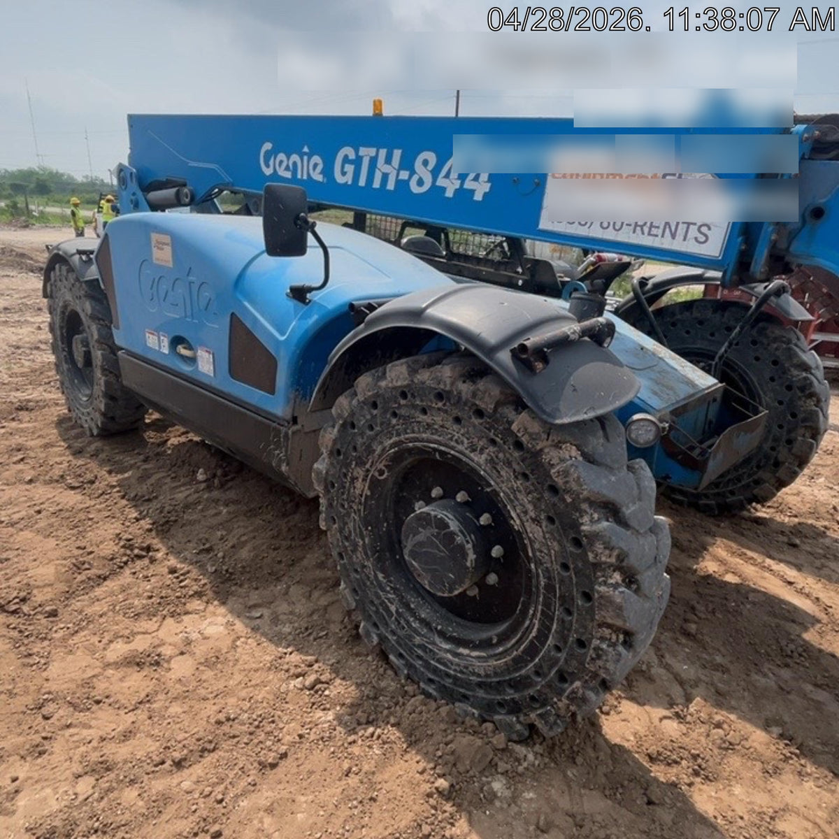 2017 GENIE GTH-844