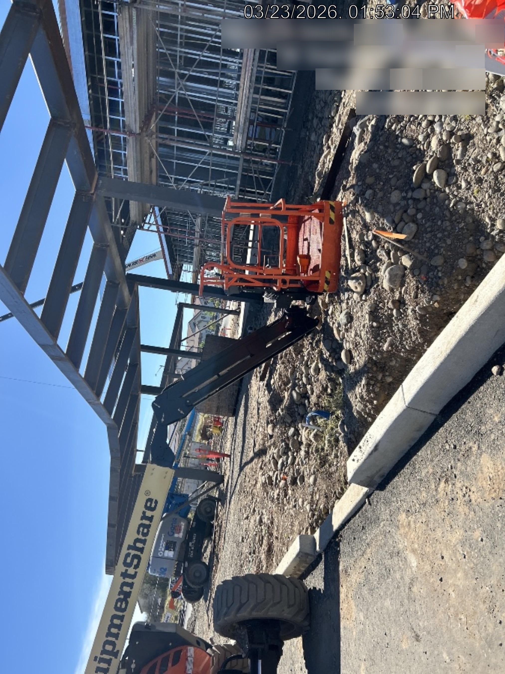 2025 JLG 600AJ