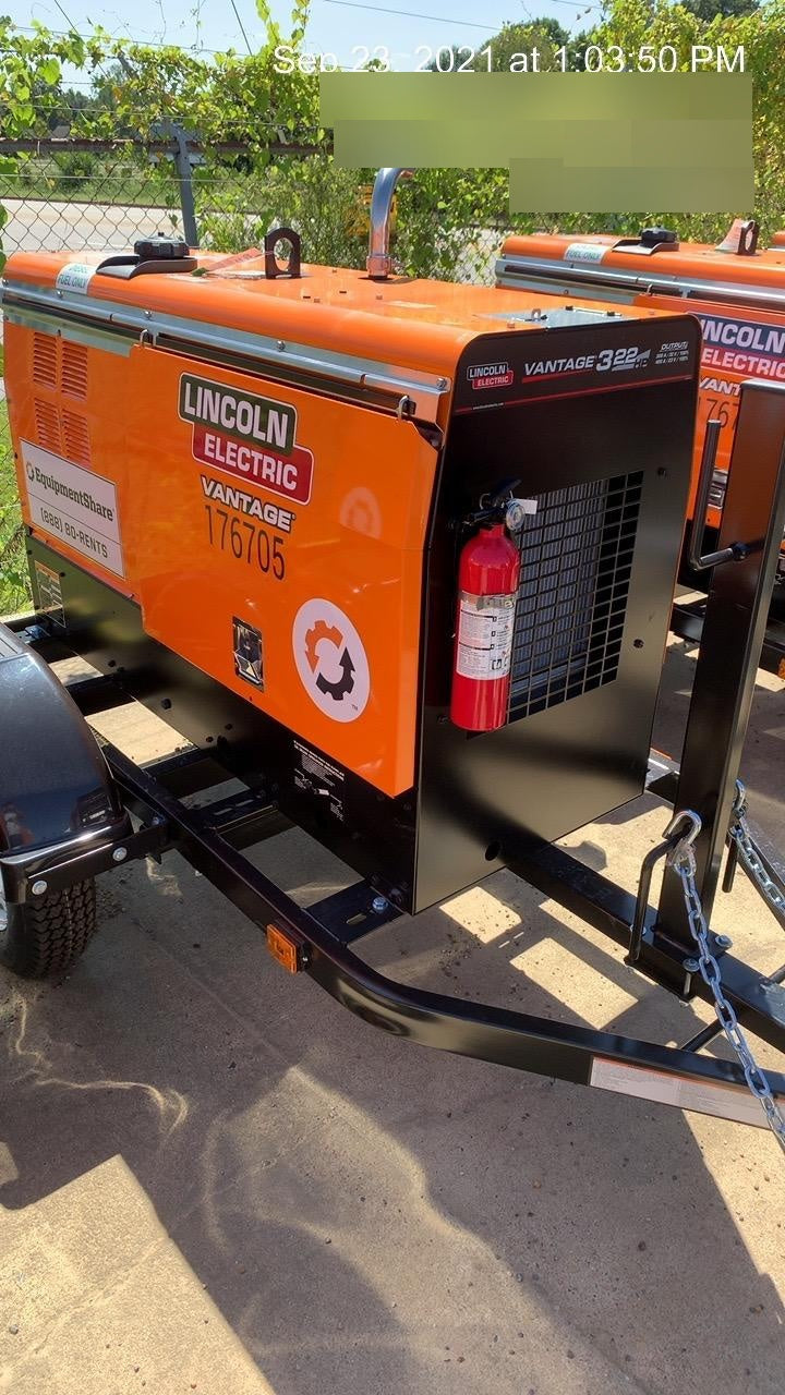 2021 Lincoln Electric Vantage 322 Vantage 322 Ready Pak 3 w/ Decals, ORANGE (includes trailer, cable rack, fender light kit) NO Telematics