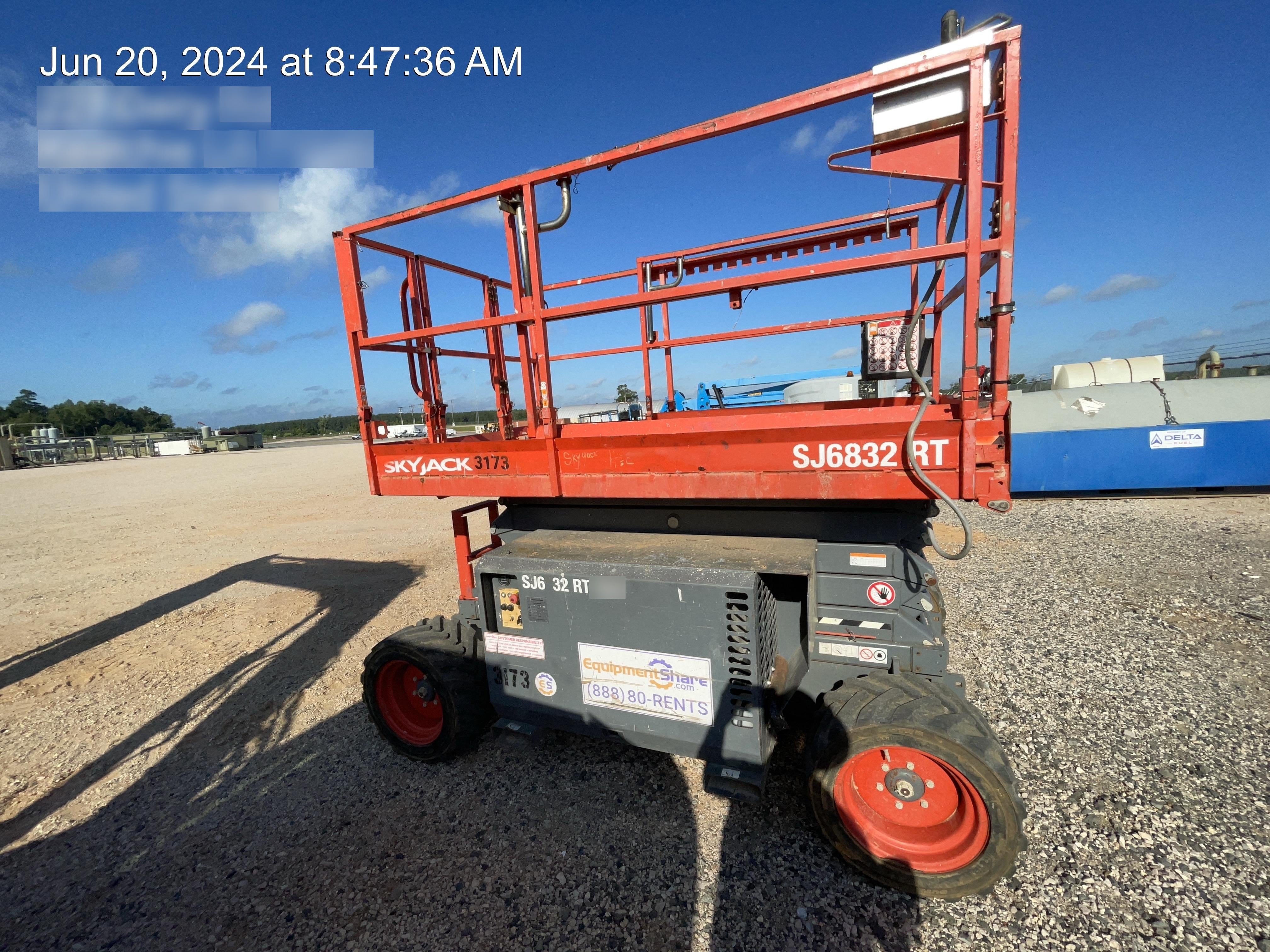 2017 SKYJACK SJ6832 RT