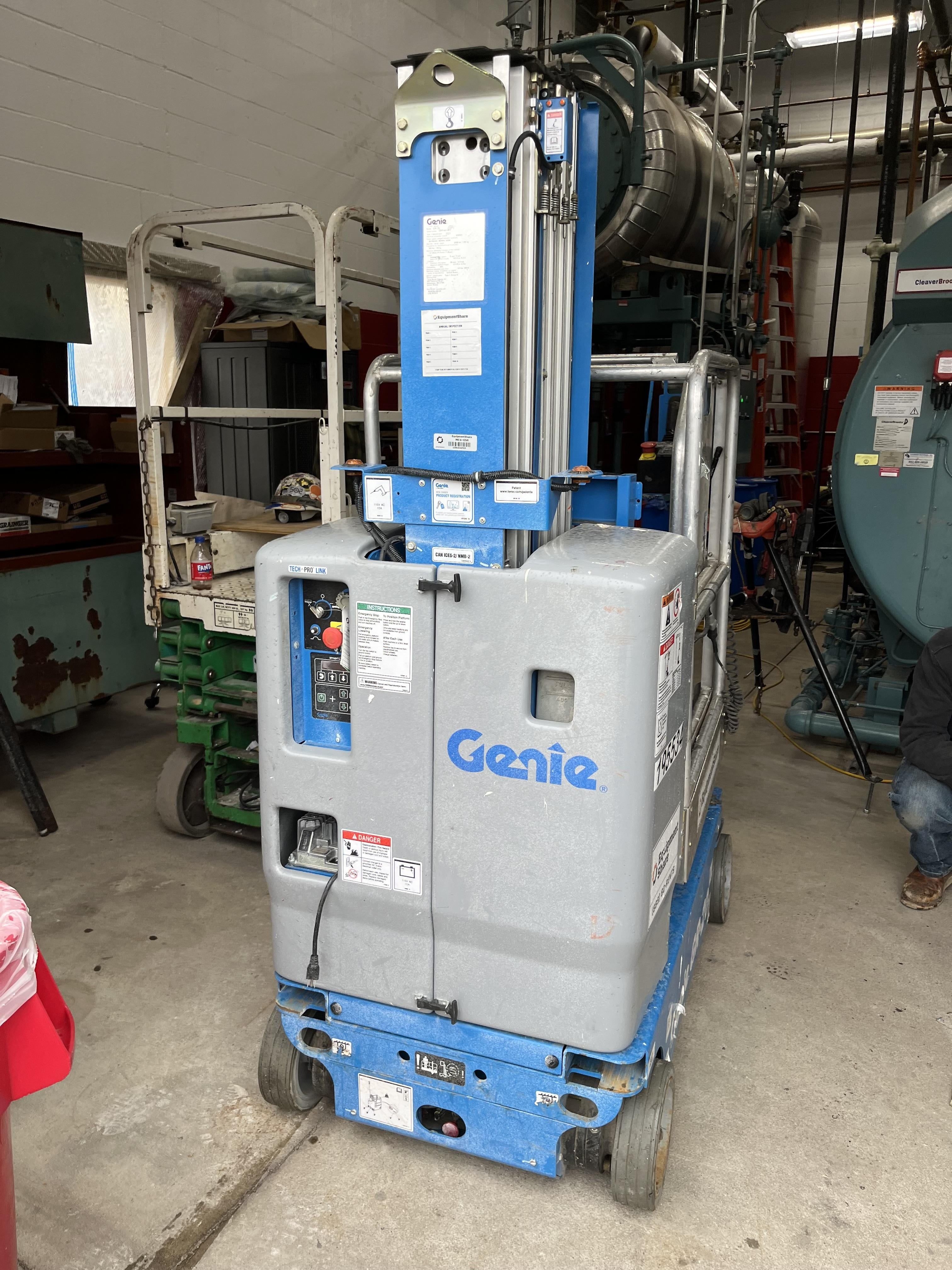 2021 GENIE GR-20