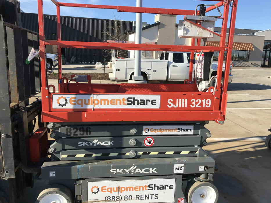2018 SKYJACK SJIII-3219