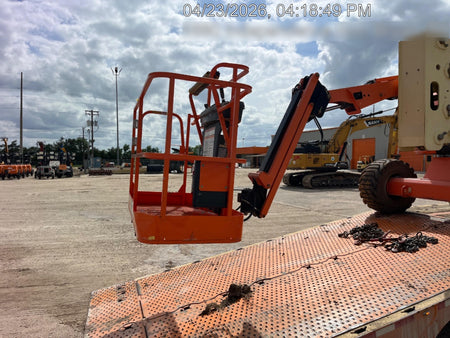 2019 JLG 450AJ