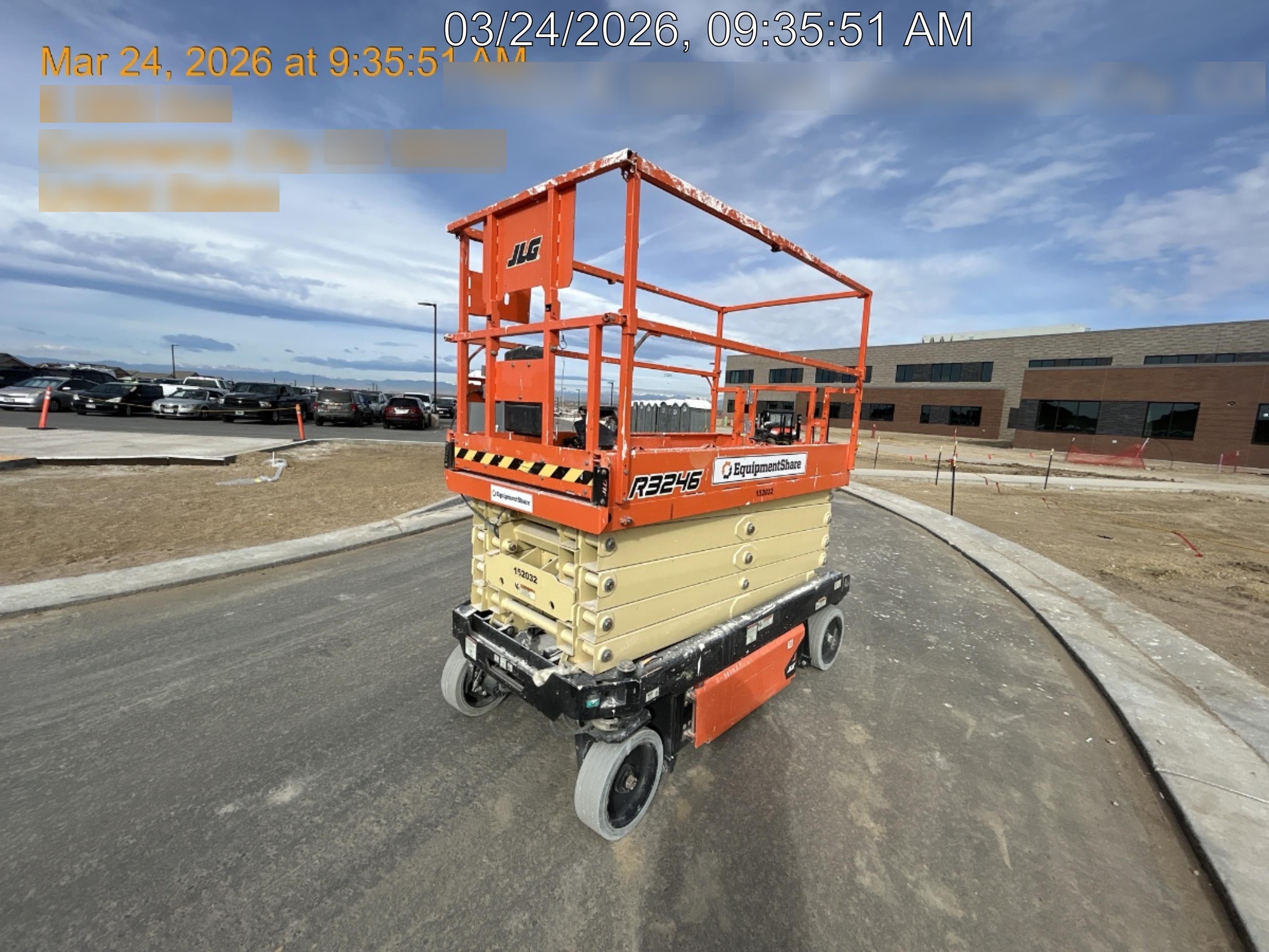 2021 JLG R3246