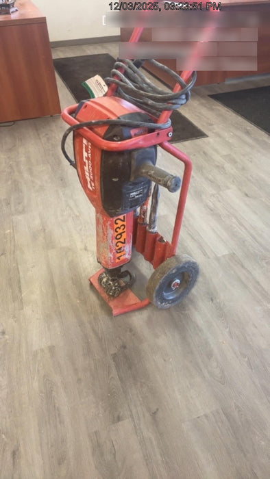 2020 HILTI TE 3000-AVR