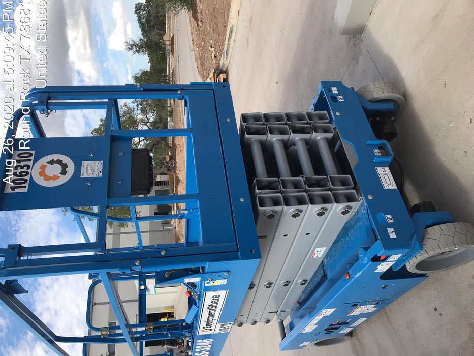 2020 Genie GS-3246 Standard, Folding full height swing gate