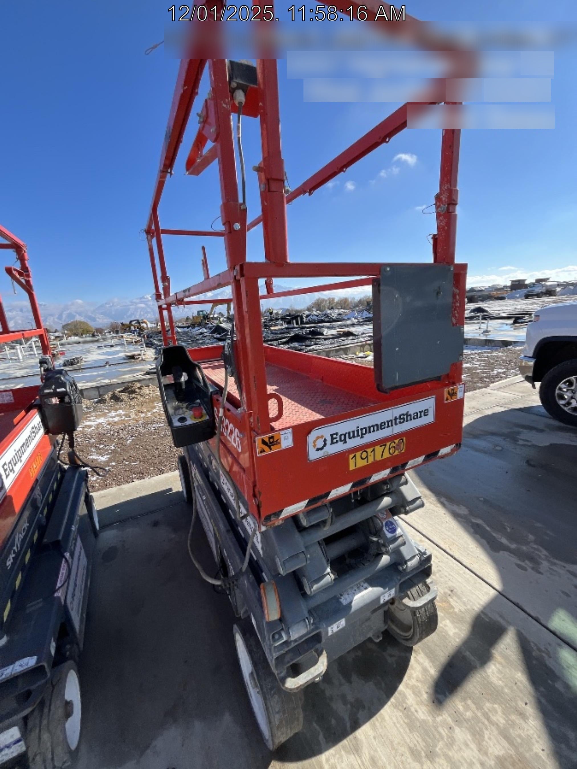 2021 SKYJACK SJ3226