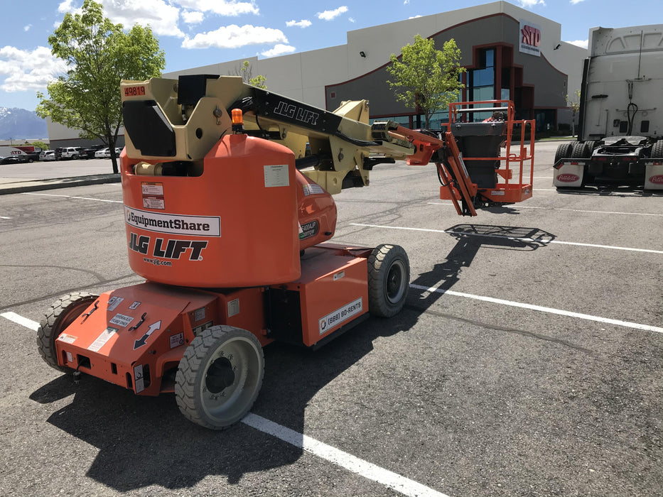 2019 JLG E400AJPN