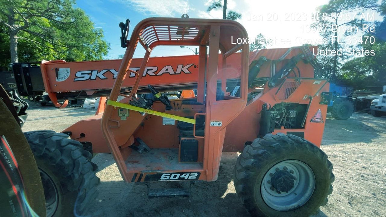 2017 Skytrak 6042 42' REACH, PALLET FORKS, 6k, FOAM FILLED TIRES
