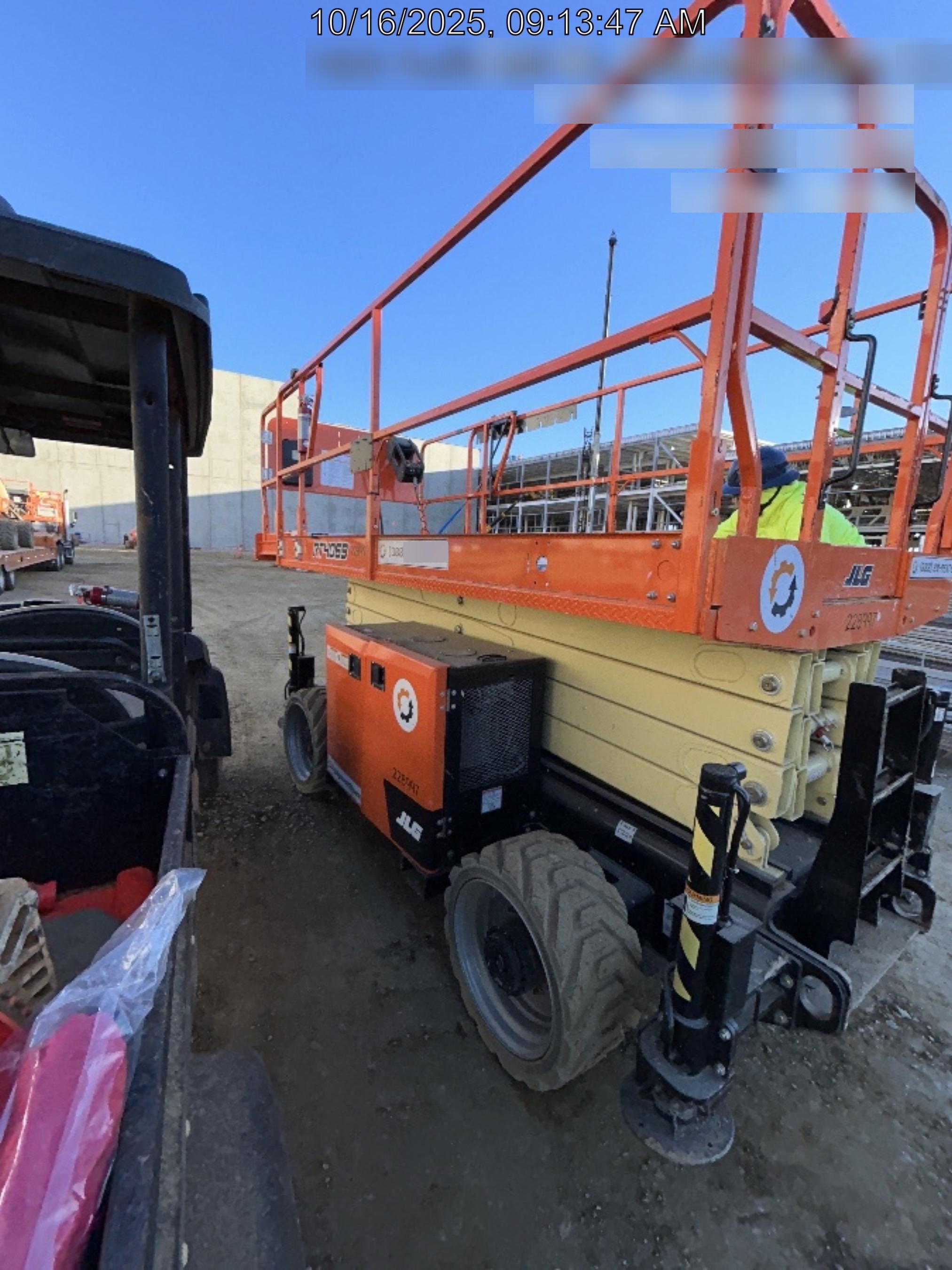 2022 JLG RT4069