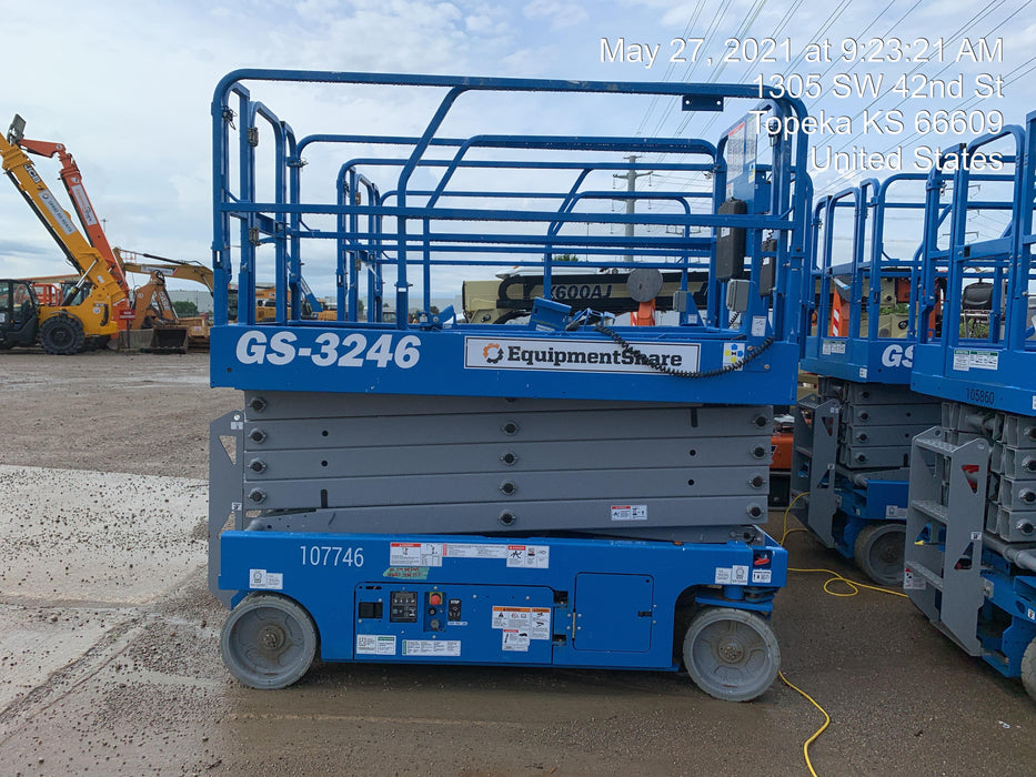 2020 Genie GS-3246 Standard, Folding full height swing gate