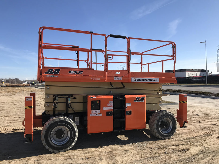 2019 JLG 430LRT