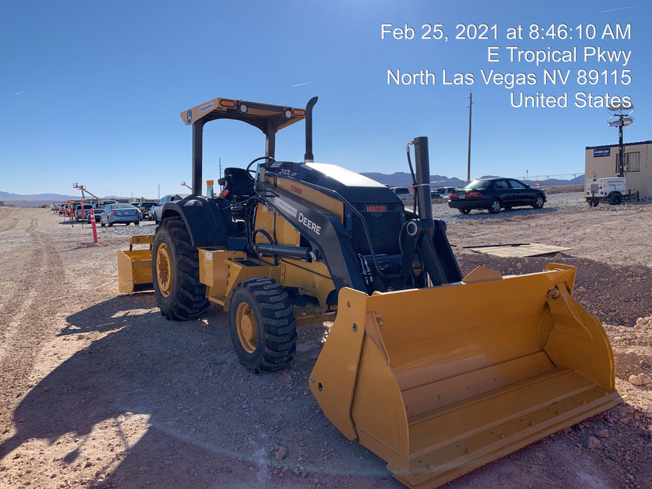 2020 John Deere 210LEP Canopy, 4WD, Second rear hydraulic cylinder, Light Package, Wheel weights