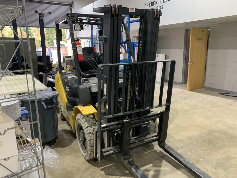 2021 KOMATSU FG25T-16