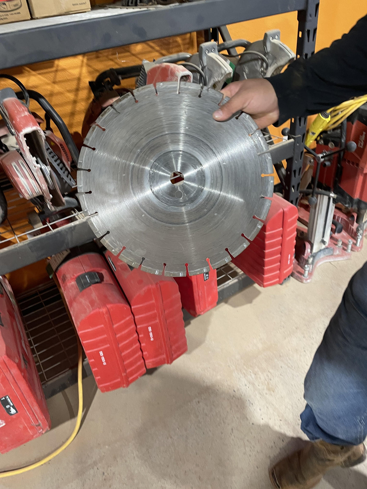 2022 HILTI DSH700-X