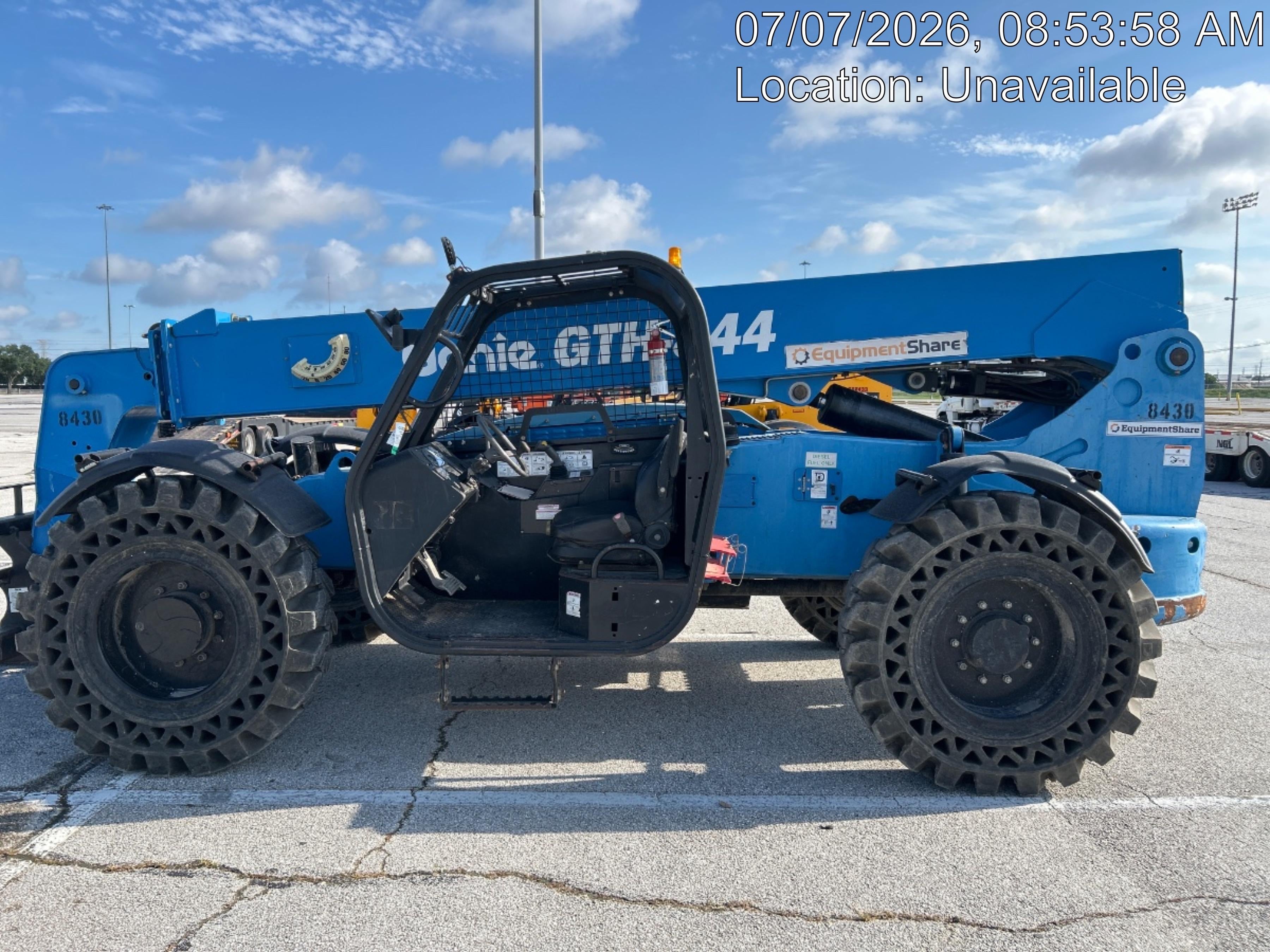 2018 Genie GTH-844 Genie GTH-844D w/Open ROPS, Solid Tires, Work Light/Beacon, 60" Carriage and Forks